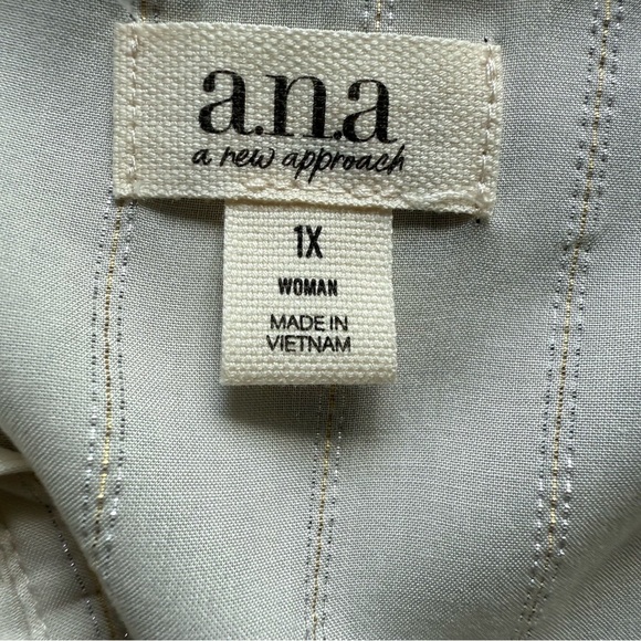 NEW a.n.a Ivory Smocked Blouse Ruffle Details Boho Peasant style Rayon Flowy - Picture 6 of 7